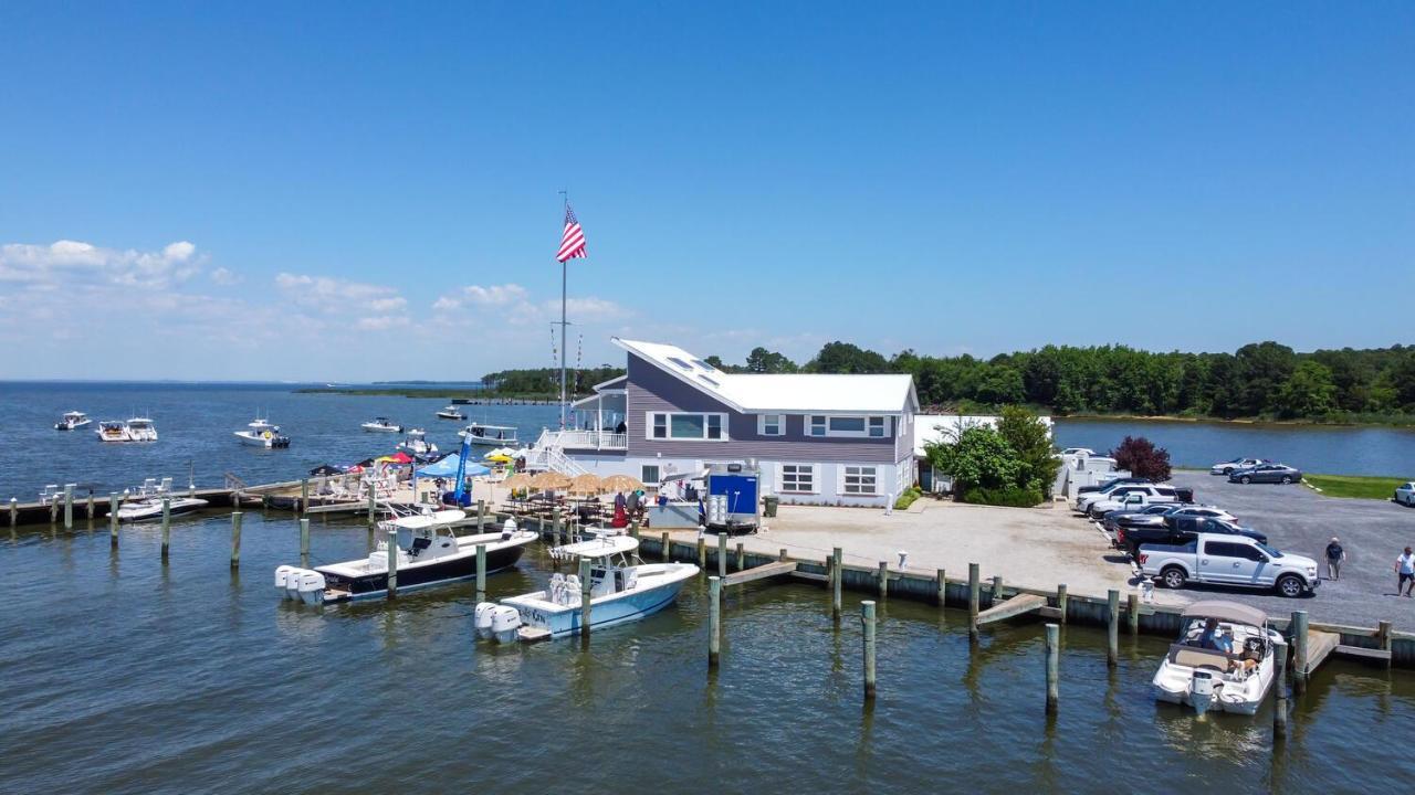 Lowes Wharf Marina Inn Sherwood Exterior foto