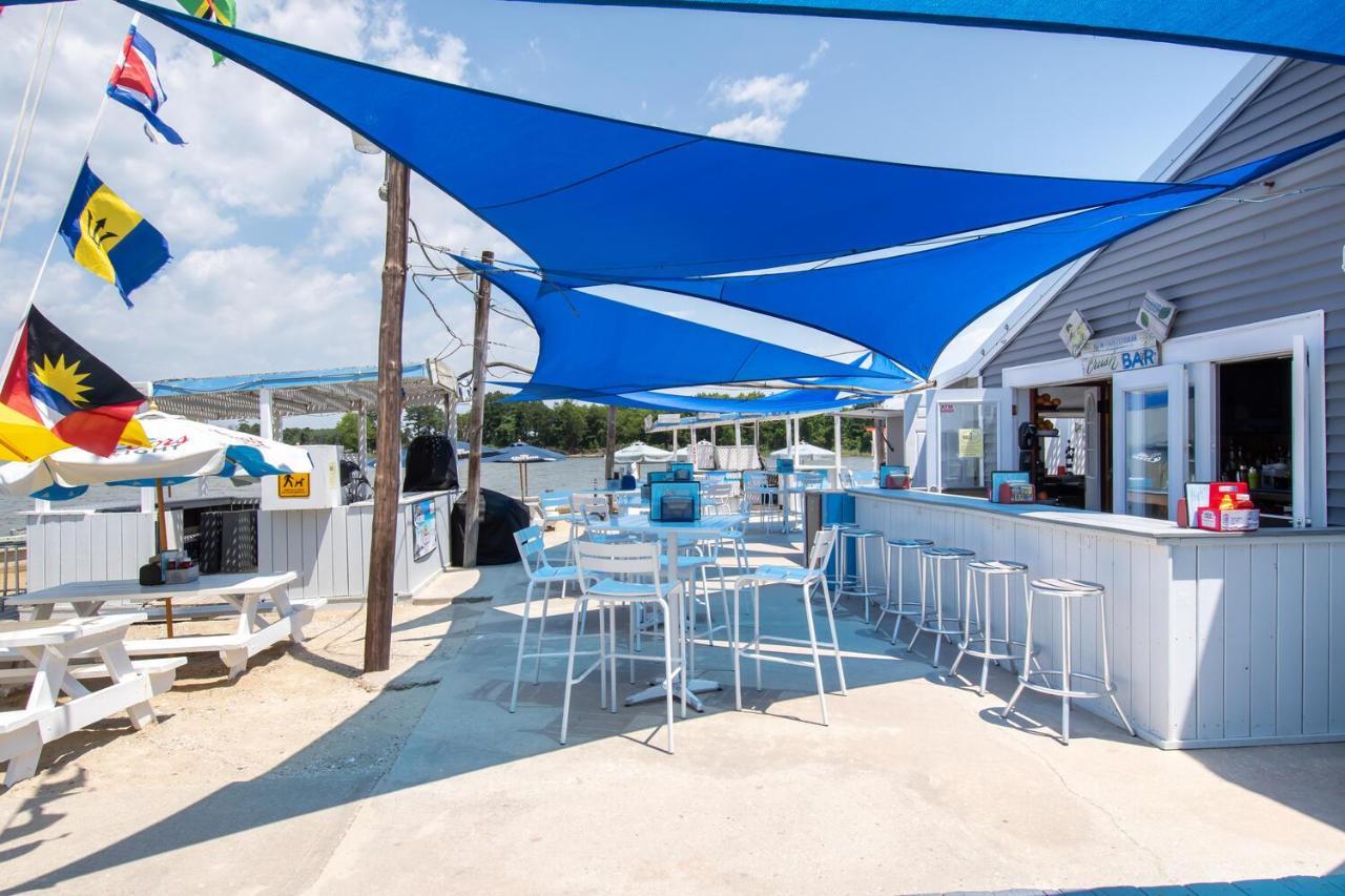 Lowes Wharf Marina Inn Sherwood Exterior foto